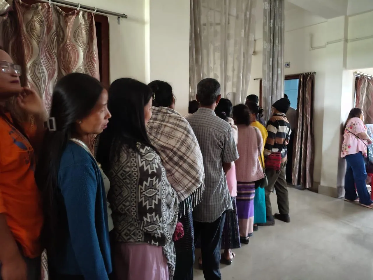 Free distribution of high-quality corrective eyeglasses to school children and adults.